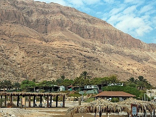 חוף מינרל תיירות מצפה שלם