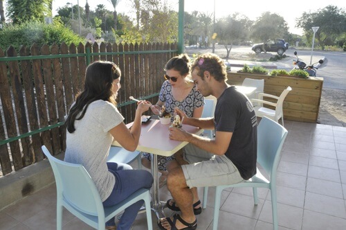 יוגורטיה עין יהב