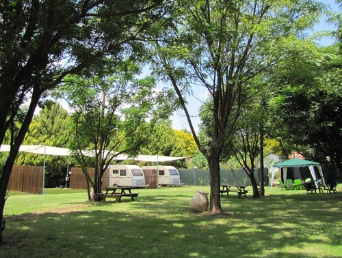 קרוואן על הנחל