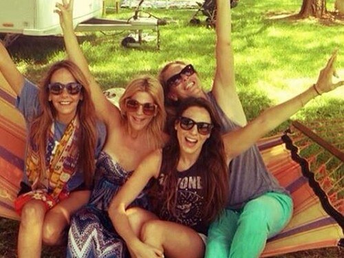 קרוואן על הנחל