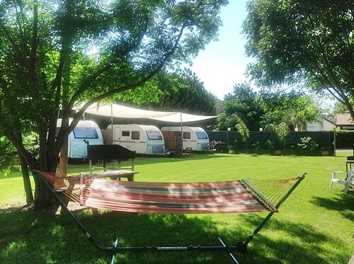 קרוואן על הנחל