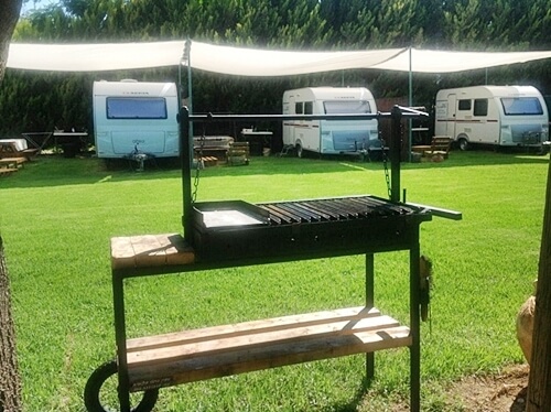 קרוואן על הנחל