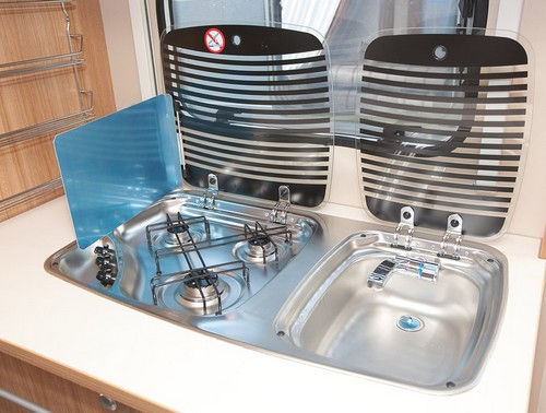 נבו קרוואנים