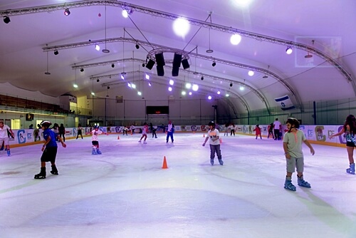 היכל הקרח חולון