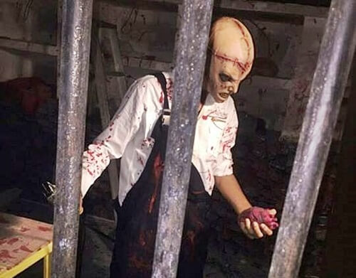 בית האימה - Disaster