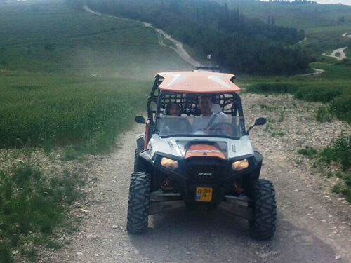 אקסטרים בעמק