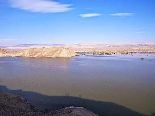 דרכים במדבר