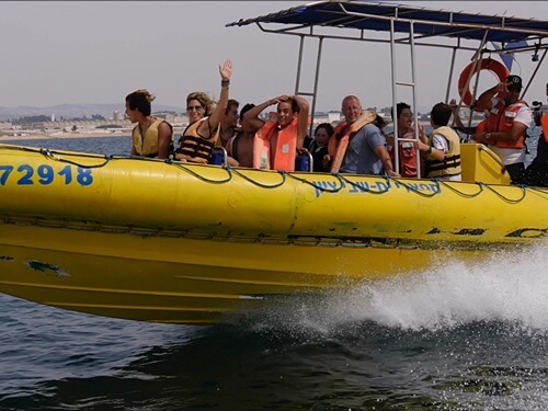 שייט טורנדו חוויה באכזיב