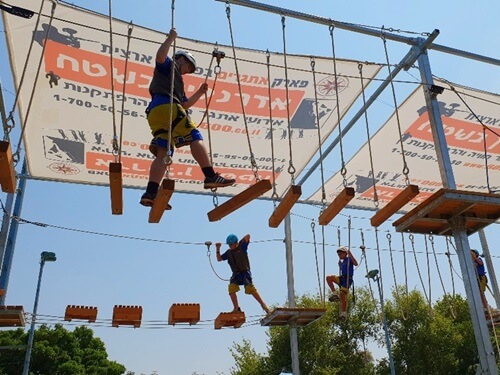 אדרנלין בשטח פארק אתגרים