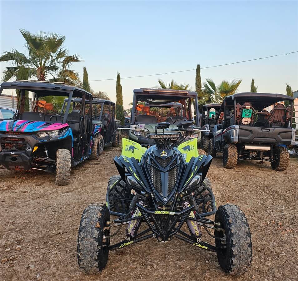 ארי אקסטרים טיולי טרקטורונים ורייזרים