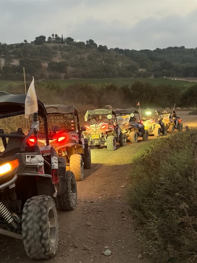 טיולי באגי המוביל בנחל ציפורי