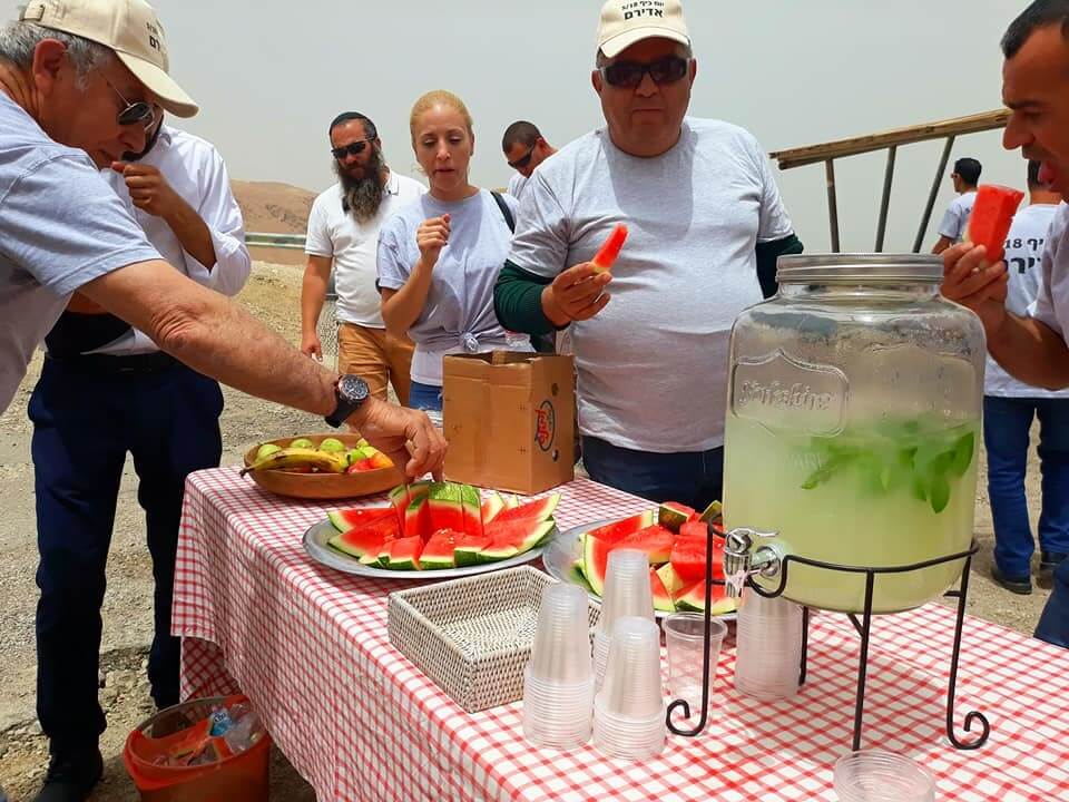 ציפור מדבר טיולים וסיורים