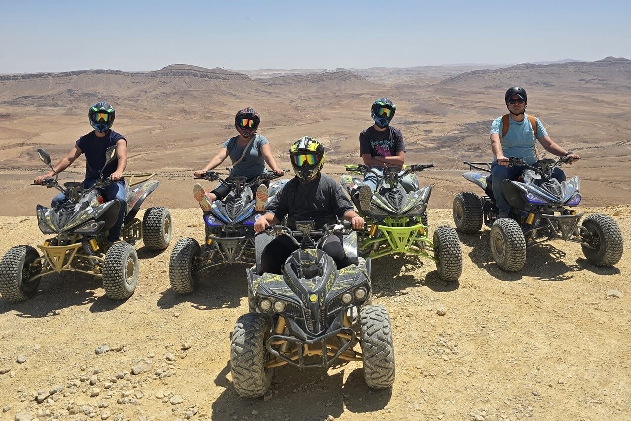 טרקטורוני אפיק במדבר