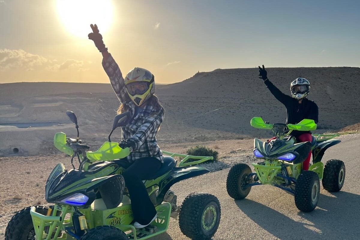 טרקטורוני אפיק במדבר