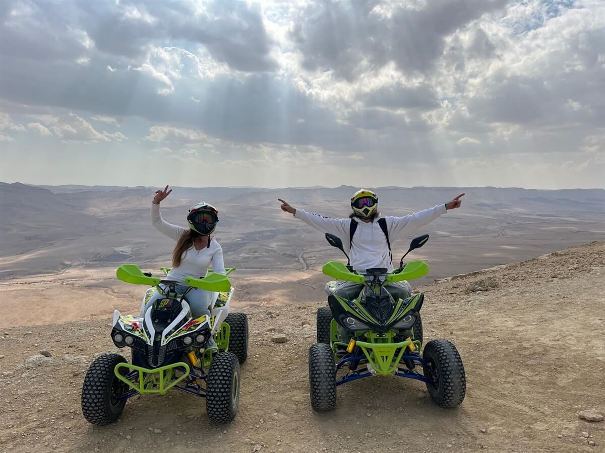 טרקטורוני אפיק במדבר