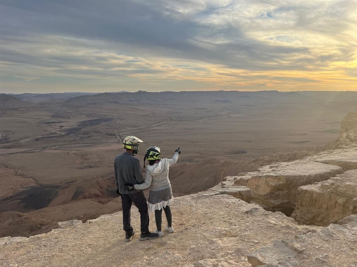 טרקטורוני אפיק במדבר