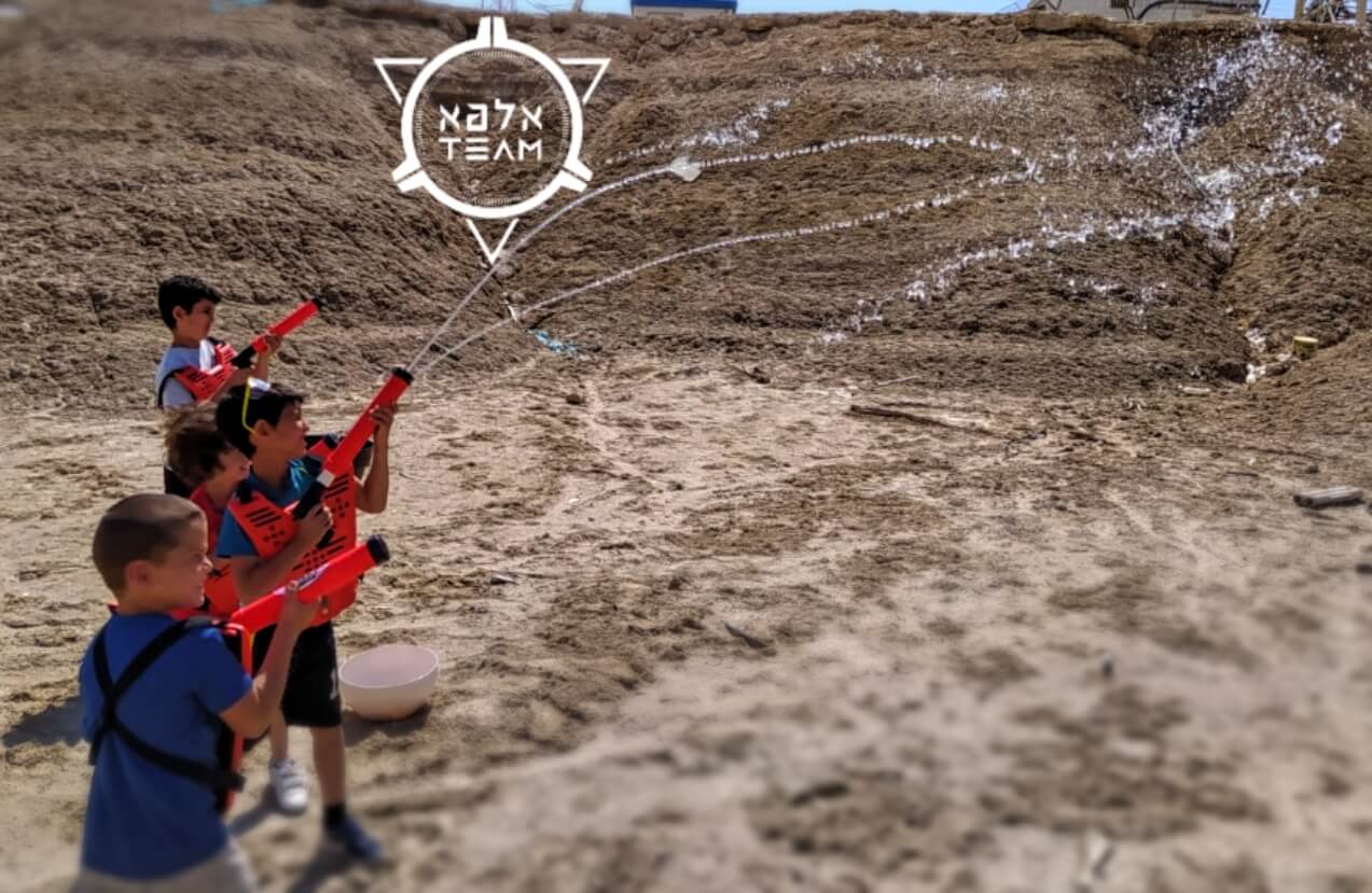 אלפא טים - Alpha Team