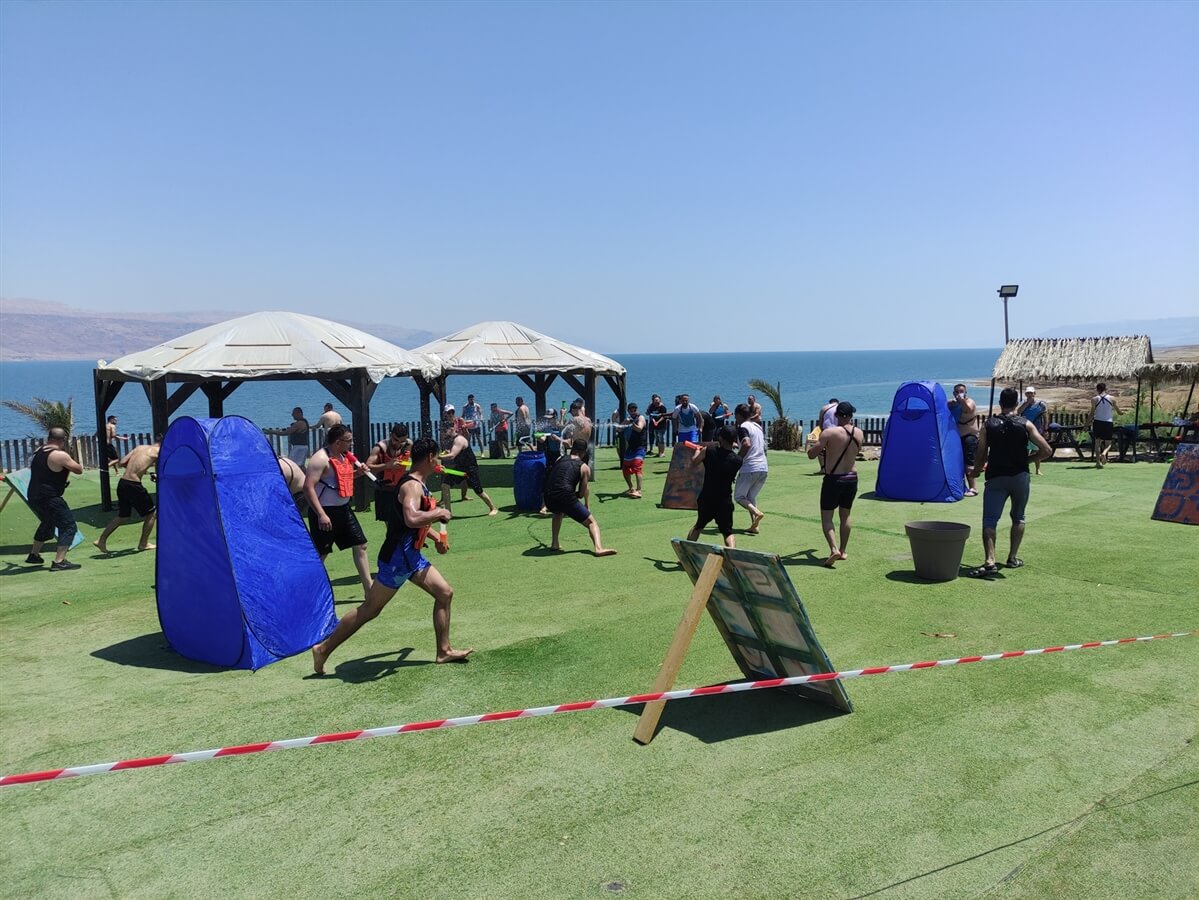 אלפא טים - Alpha Team