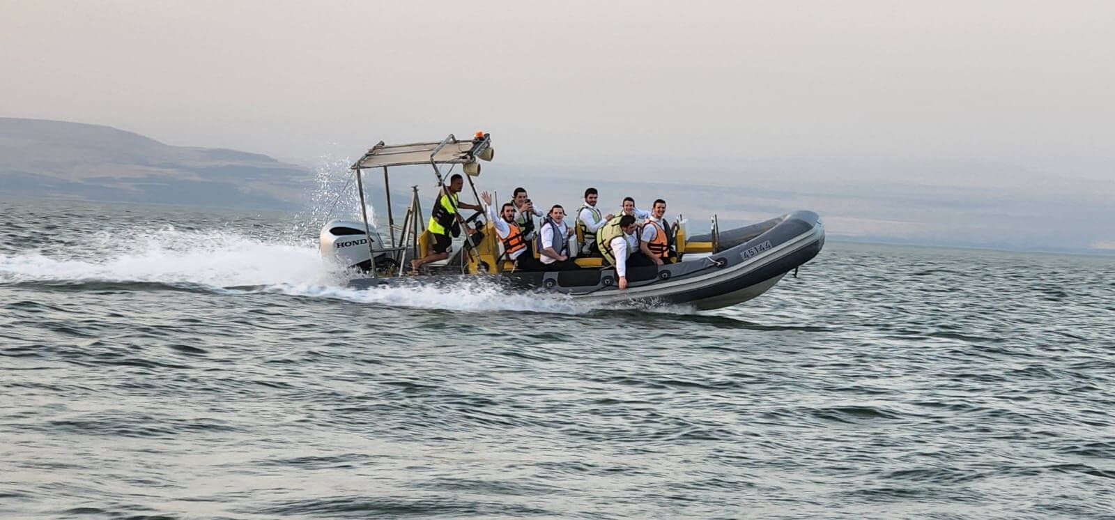 סירות הטיילת טבריה