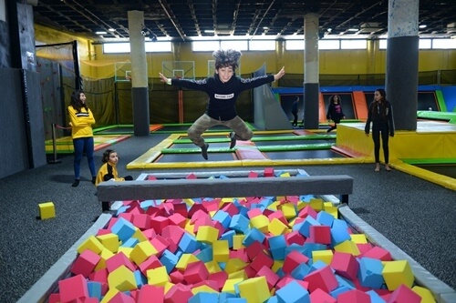 פרי ג'אמפ - Free Jump