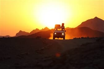 תמונה של אדם סלע - חוויה אתגרית