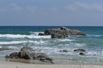 תמונה של חוף אמנון