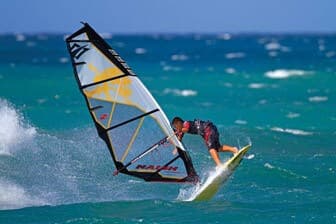 תמונה של surf house-סרפ האוס - חיפה