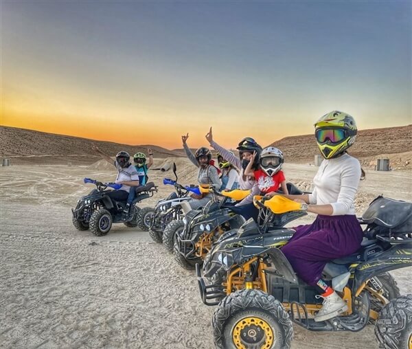 טרקטורוני אפיק במדבר