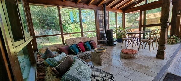 אביב בנווה אטי"ב