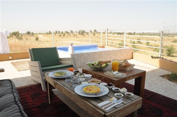 וילה עינות בר