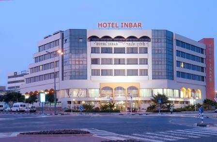 חוויה מדברית: מלון ענבר בערד