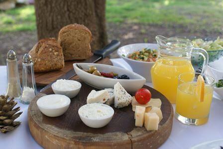 קיבוץ דליה:פינת חמד ברמות מנשה