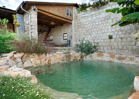 חמדתיה: כשהאדם, הטבע והאהבה נפגשים