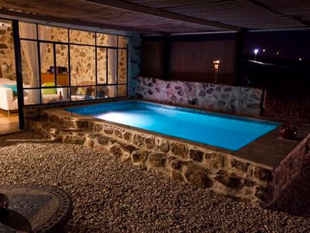 בחופש הגדול: לנפוש על שפת הבריכה