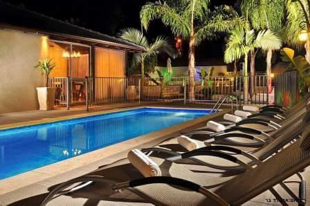 קאסה מוזס, צילום ארנולד בר