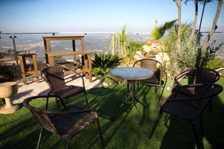 הנוף המרהיב מבקתות השמש