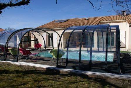 מגוון סוגים של קירוי בריכה