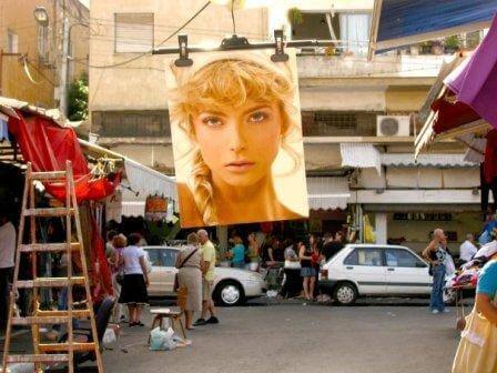 באומנות אין חוקים. שילוב בין ישן</div>
        <div id=