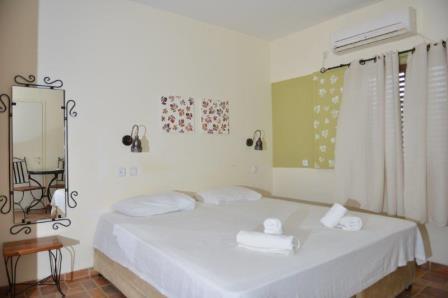 חדרי האירוח הצלבניים