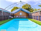 ויליג' קומפלקס