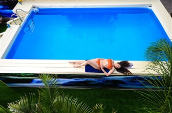 אהבה במושבה