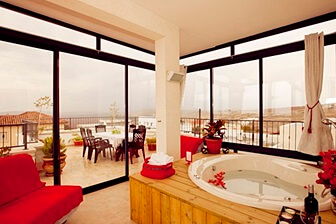 גלבוע נושק לתבור