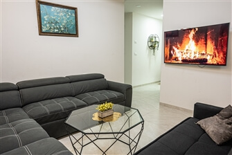 נובמבר סוויט-Suite