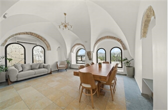 פנטהאוז מעל הכותל