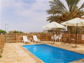 סוף העולם שמאלה - וילה מדברית בערבה