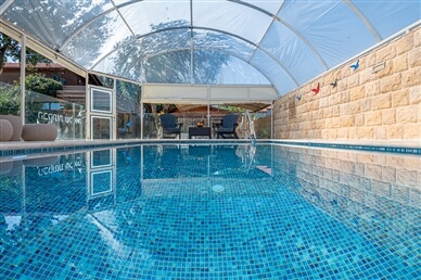 הבקתה של איה