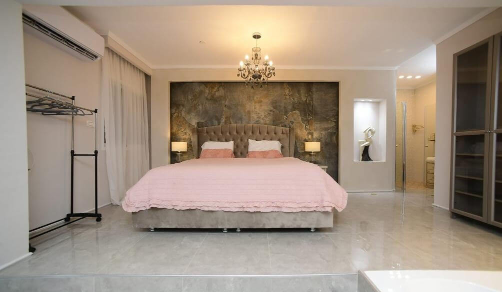  לינור סוויטס 